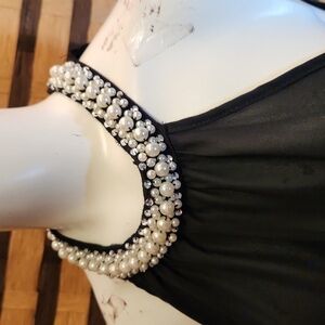 Diamond/Pearl neck chiffon top
